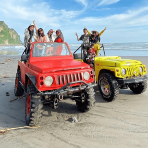 Paket Wisata Jeep Tour Gumuk Pasir